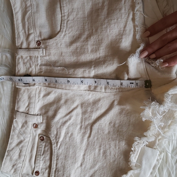 American Eagle white jean shorts - Picture 8 of 10